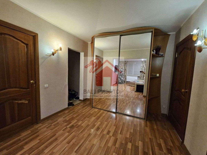 3-комн квартира Кирова проспект, 349 3-комн квартира Кирова проспект, 349
