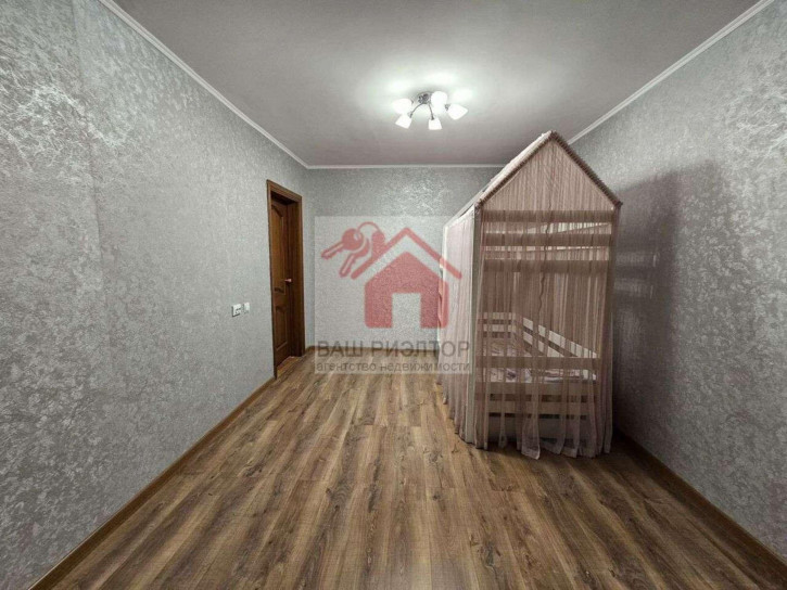 3-комн квартира Кирова проспект, 349 3-комн квартира Кирова проспект, 349