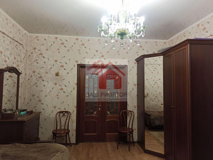 2-комн квартира Победы улица, 84
