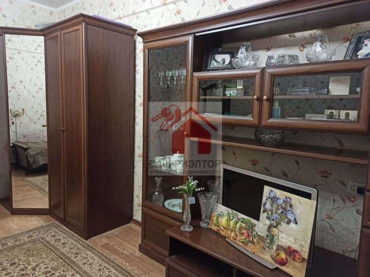 2-комн квартира Победы улица, 84