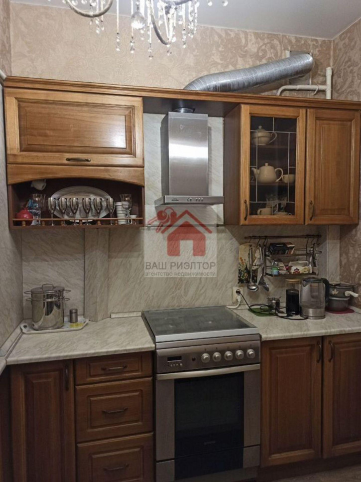 2-комн квартира Победы улица, 84