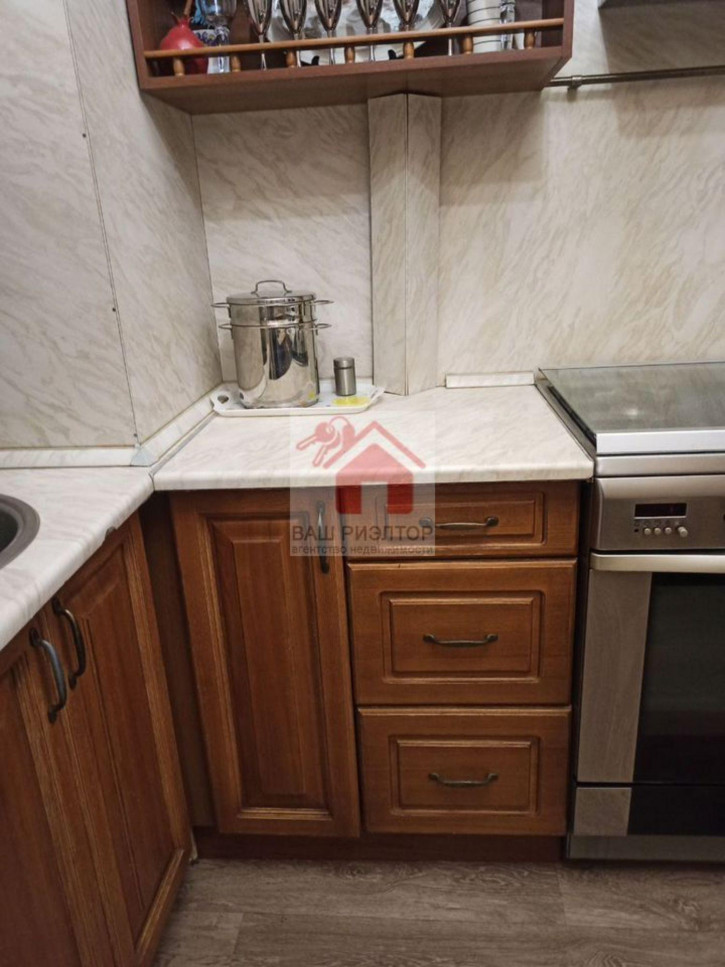 2-комн квартира Победы улица, 84