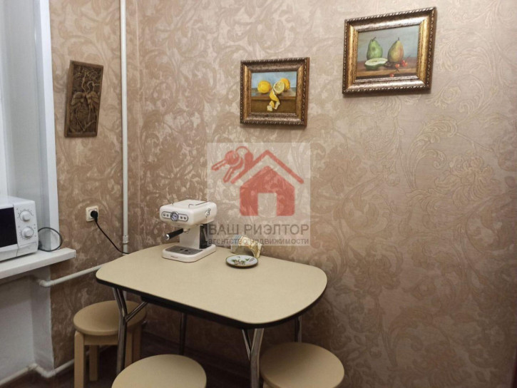 2-комн квартира Победы улица, 84