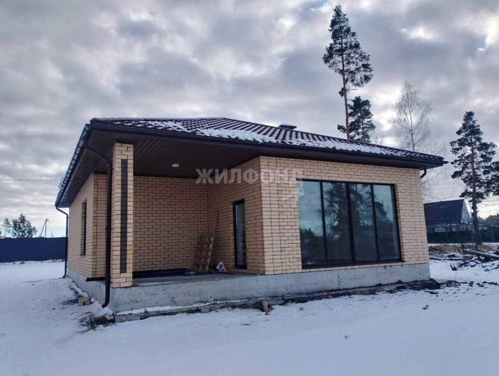 Коттедж/дом Бирюзовая улица Коттедж/дом Бирюзовая улица