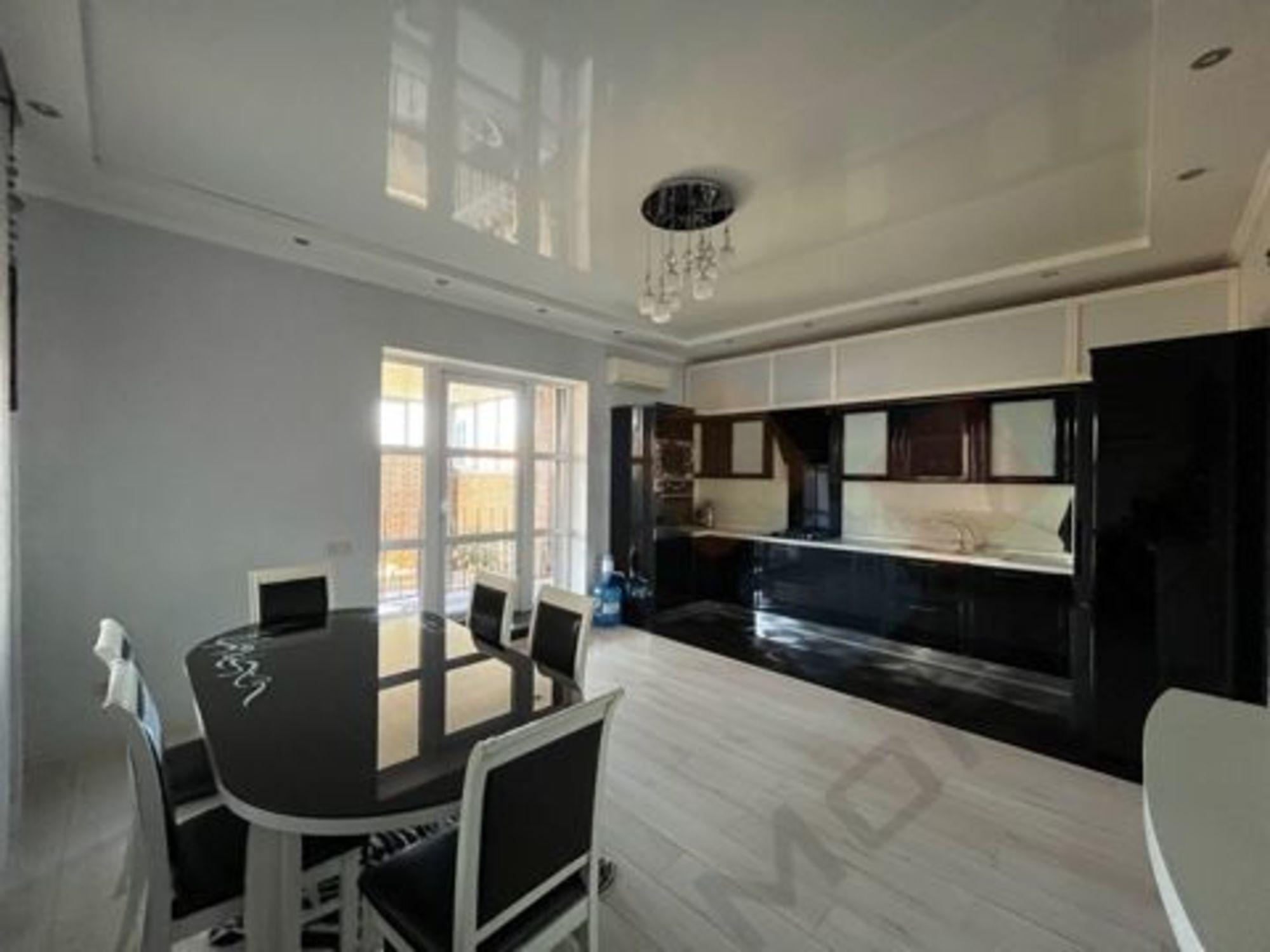 Купить дачу, дом, коттедж за 14 400 000 рублей на 2-й Кореновский проезд, 6