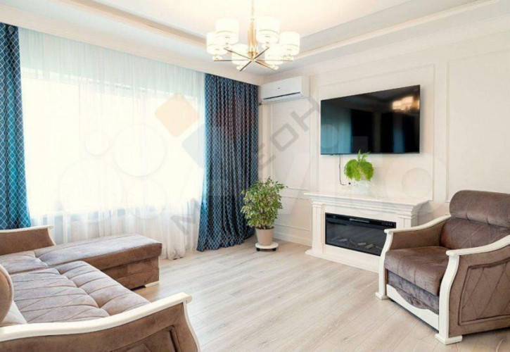 4-комн квартира Сормовская ул, 179/1