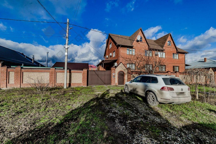 Коттедж/дом Полевая ул, 19