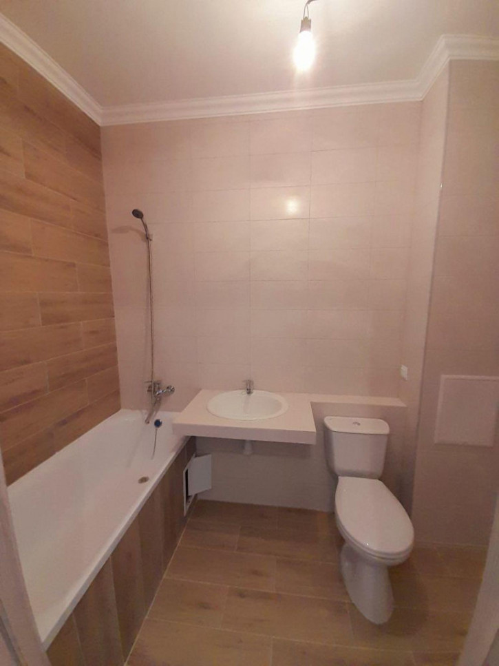 2-комн квартира Левитана ул, 93а