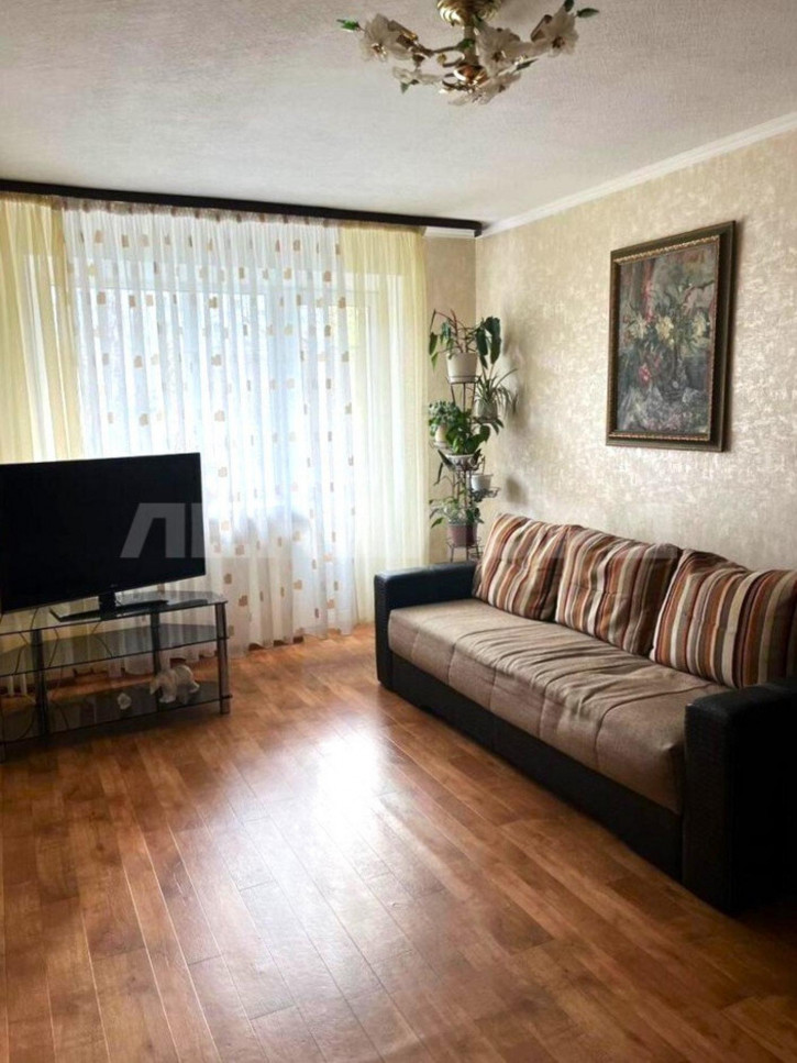 3-комн квартира Турмалиновская улица, 79/1