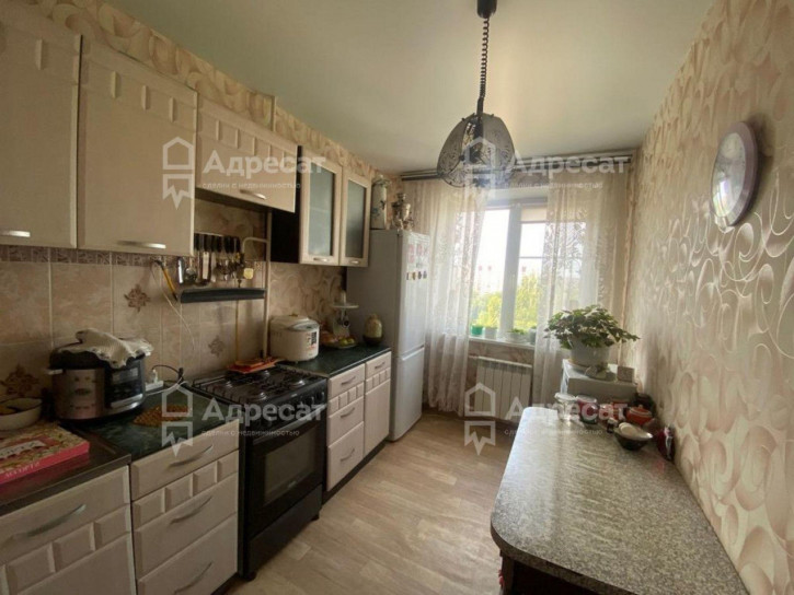 4-комн квартира ул. им. Кирова,  д.96