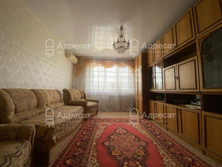 4-комн квартира ул. им. Кирова,  д.96