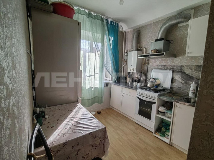 2-комн квартира улица Воровского, 50