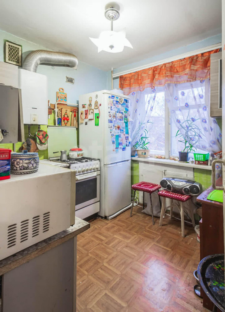 2-комн квартира набережная 6-й Армии, 197