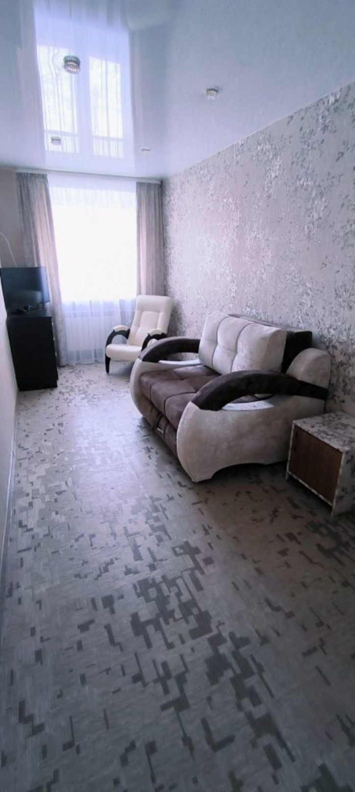 2-комн квартира Революции ул, 2