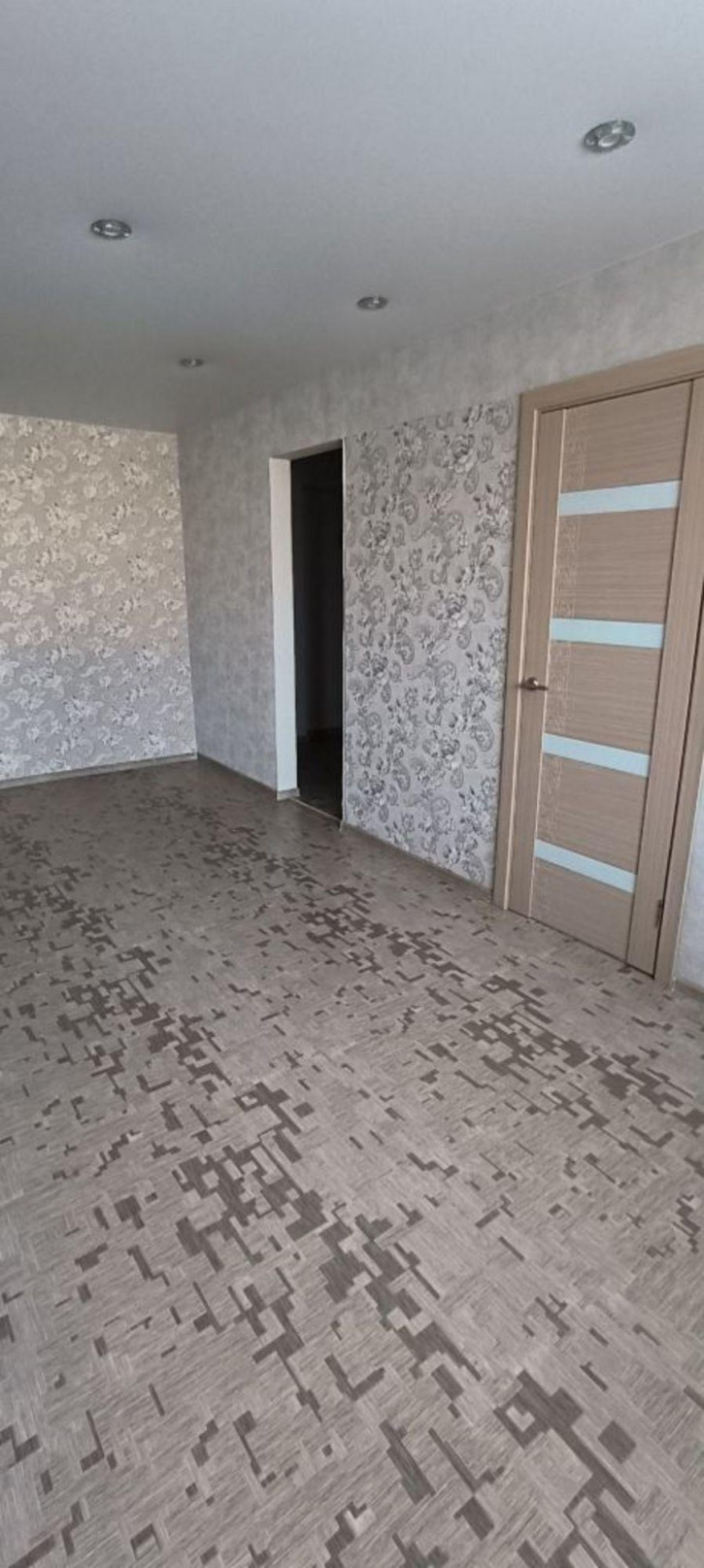 2-комн квартира Революции ул, 2