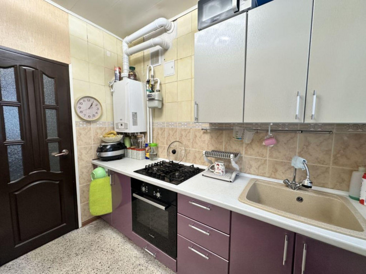 3-комн квартира Крупской ул, 30