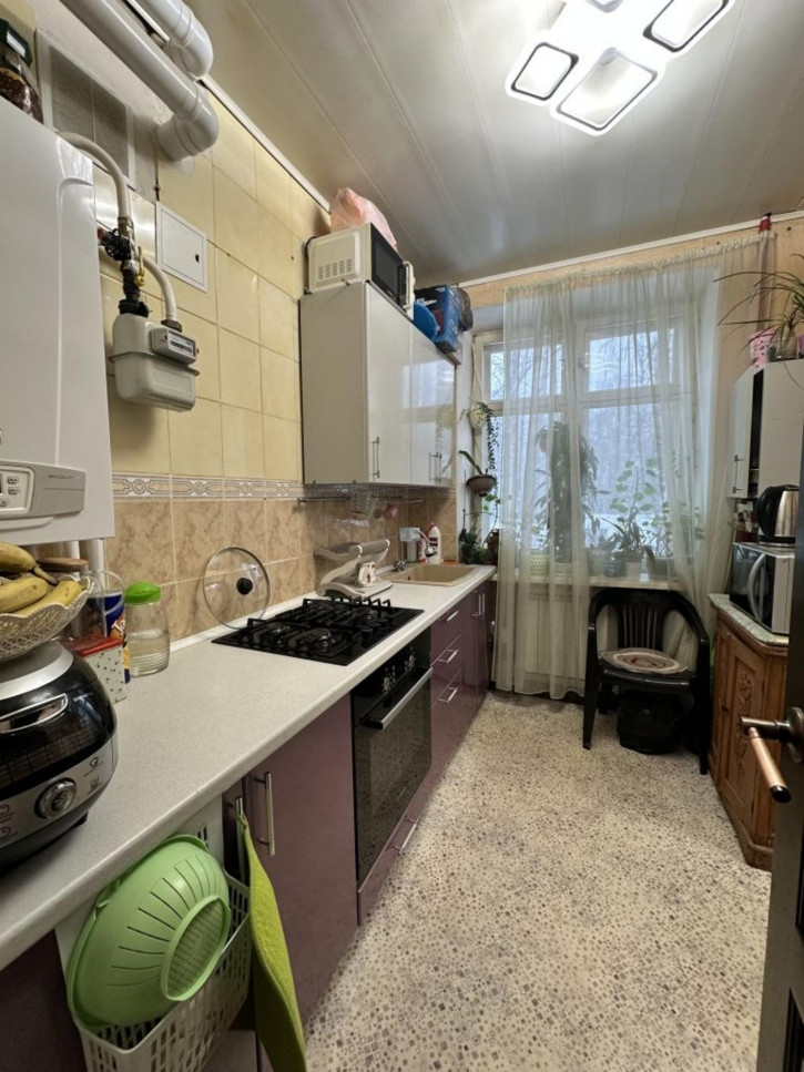 3-комн квартира Крупской ул, 30
