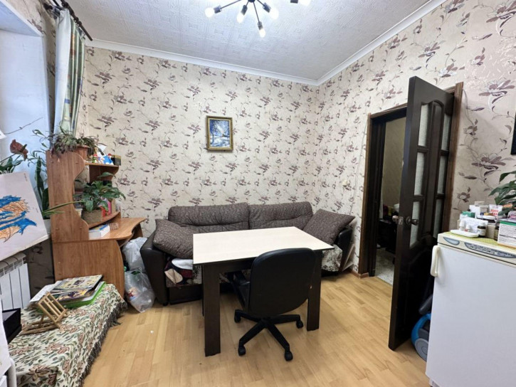 3-комн квартира Крупской ул, 30