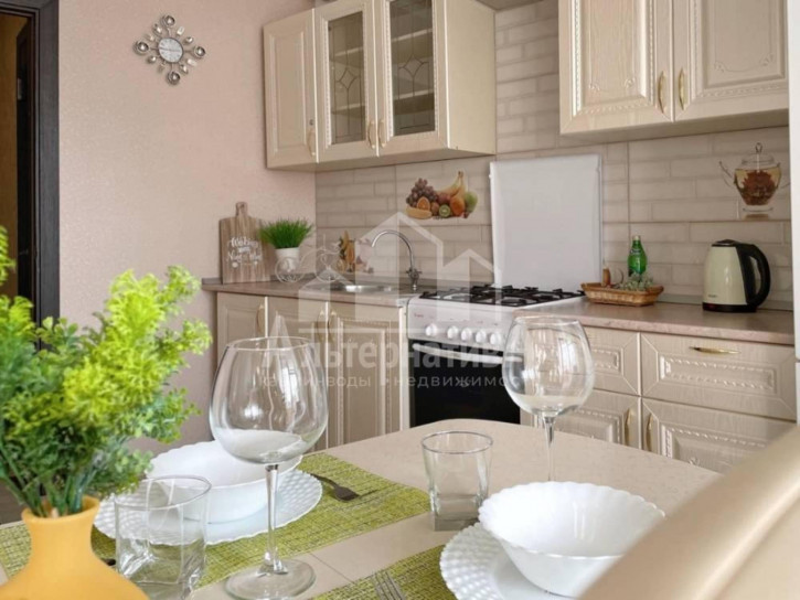 2-комн квартира Орджоникидзе ул.