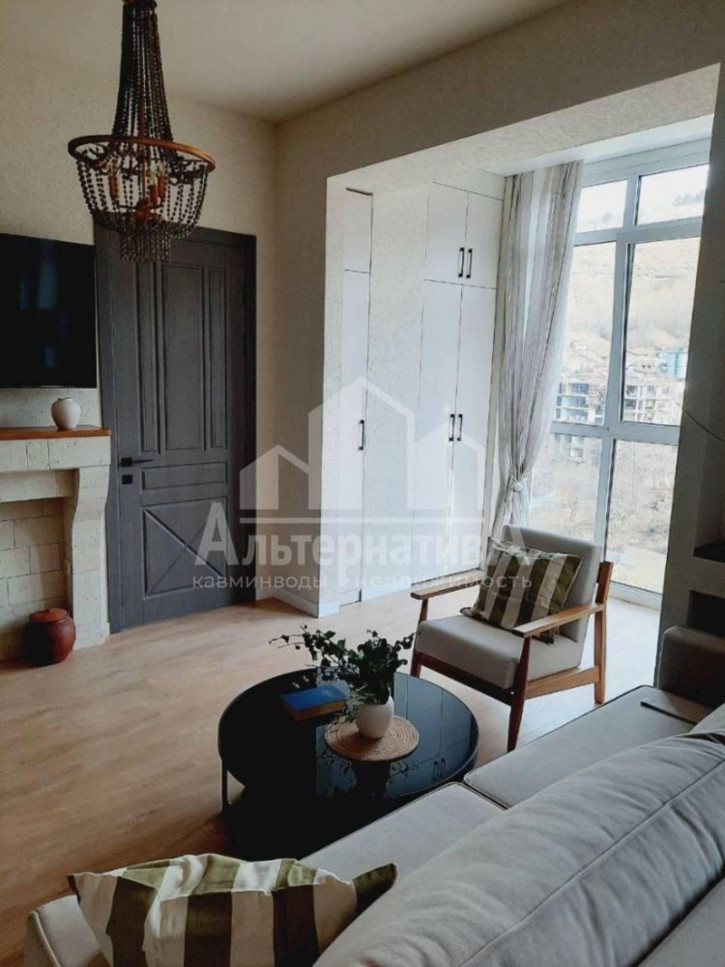 3-комн квартира Декабристов ул.