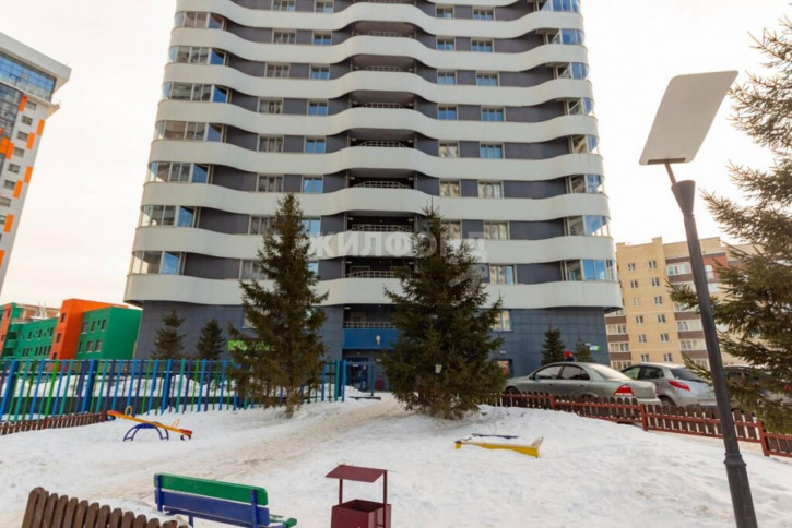 Офис Лескова, 21