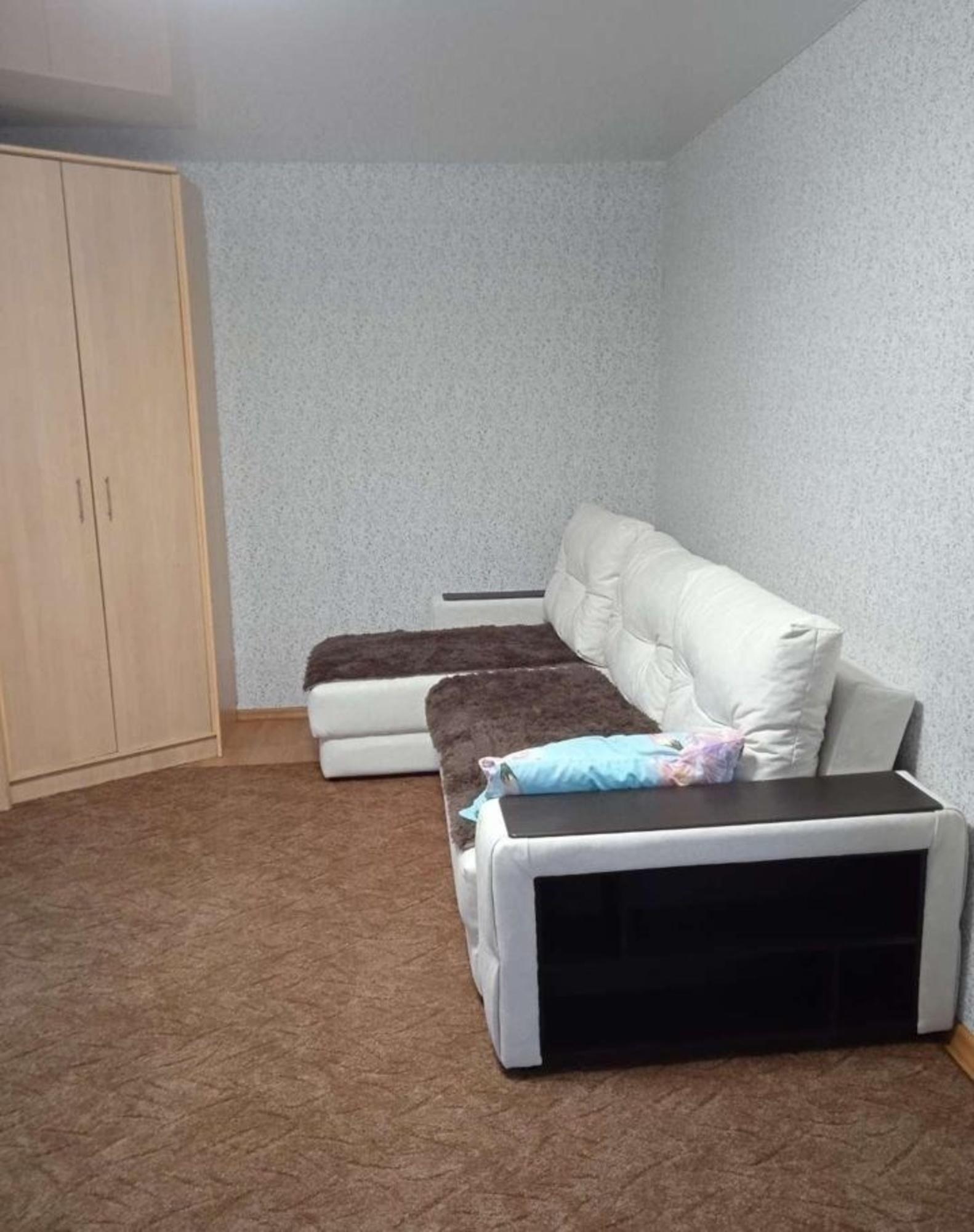 Сдать квартиру за 28 000 рублей на Гагарина улица, 127