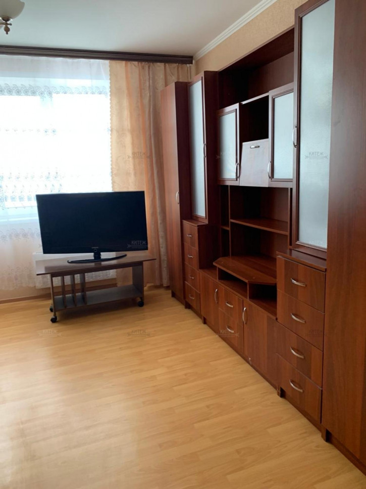 2-комн квартира Кибальчича улица