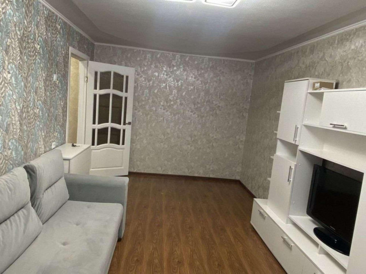 1-комн квартира Литвинова улица, 320