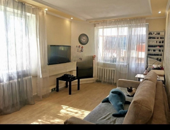 2-комн квартира Свободы улица, 137А