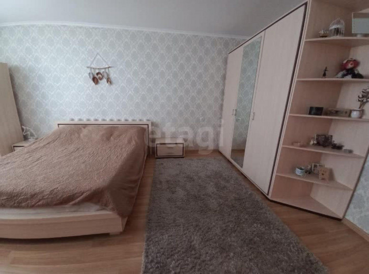 4-комн квартира Ленинградская улица, 76а