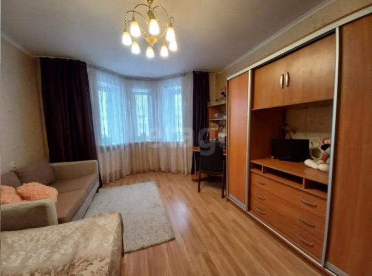 4-комн квартира Ленинградская улица, 76а