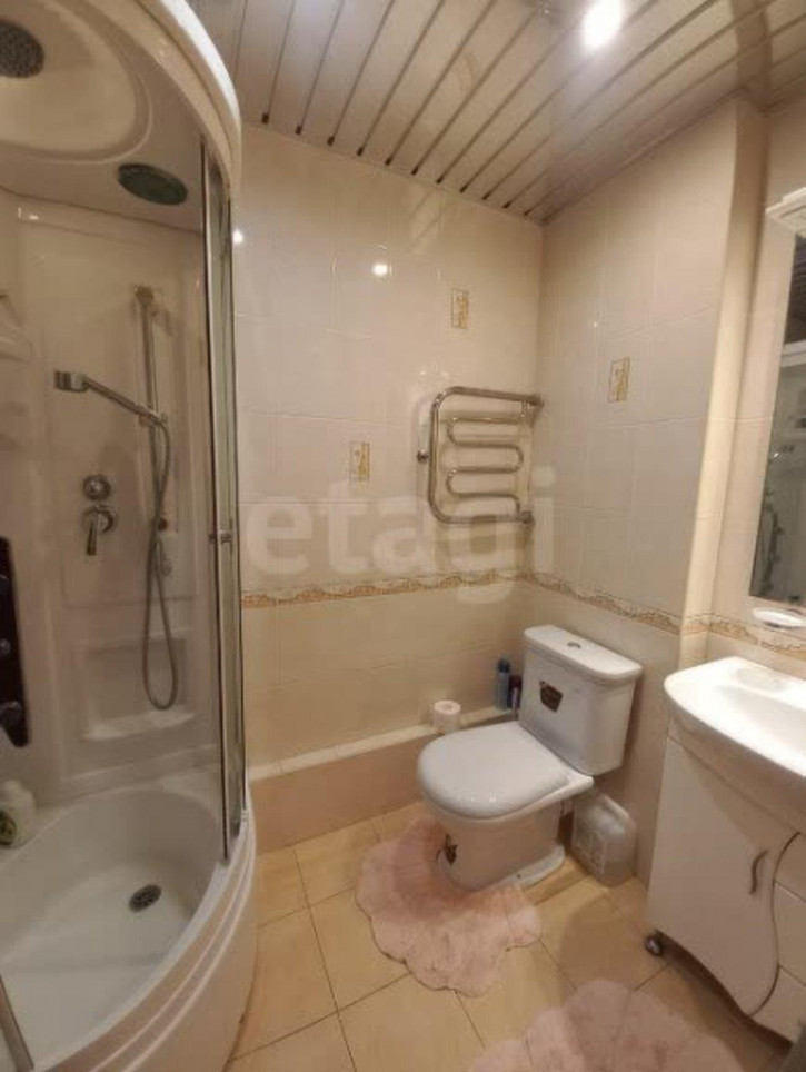 4-комн квартира Ленинградская улица, 76а