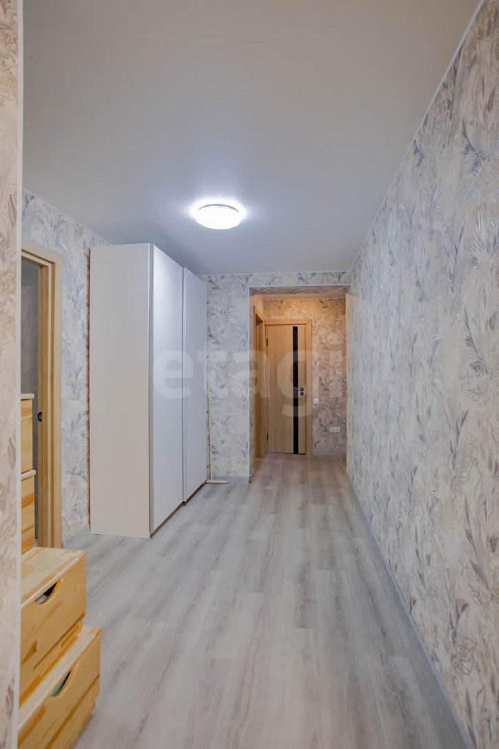 4-комн квартира Ленинградская улица, 113