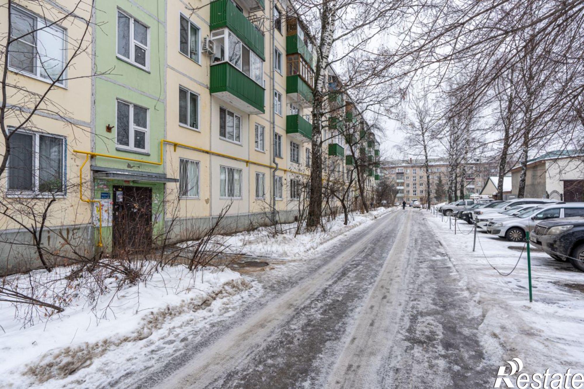 Купить квартиру за 8 200 000 рублей на Декабристов ул, 180 Б