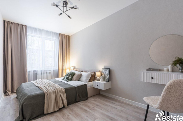2-комн квартира Декабристов ул, 180 Б