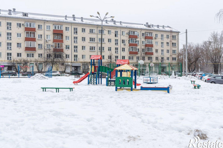 2-комн квартира Декабристов ул, 180 Б