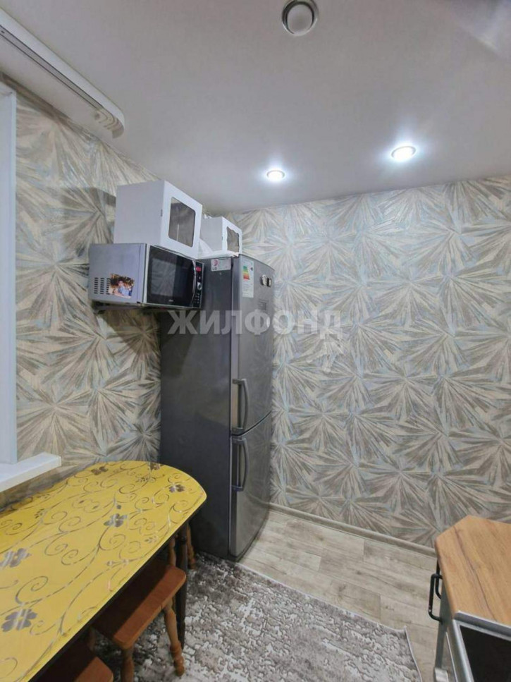 3-комн квартира 12 микрорайон, д.36 3-комн квартира 12 микрорайон, д.36