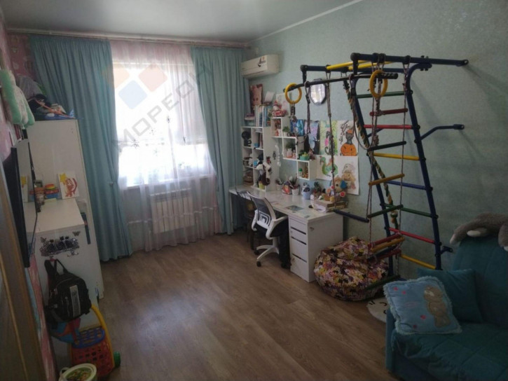 Коттедж/дом Цветочная ул, 76 Коттедж/дом Цветочная ул, 76