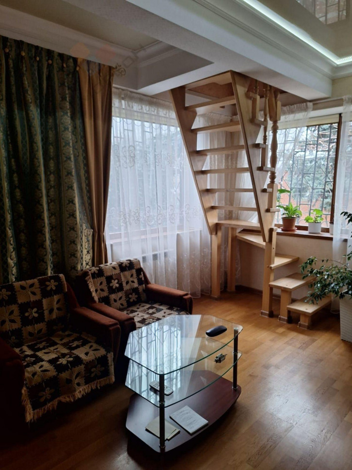 Коттедж/дом Персиковая ул, 34 Коттедж/дом Персиковая ул, 34