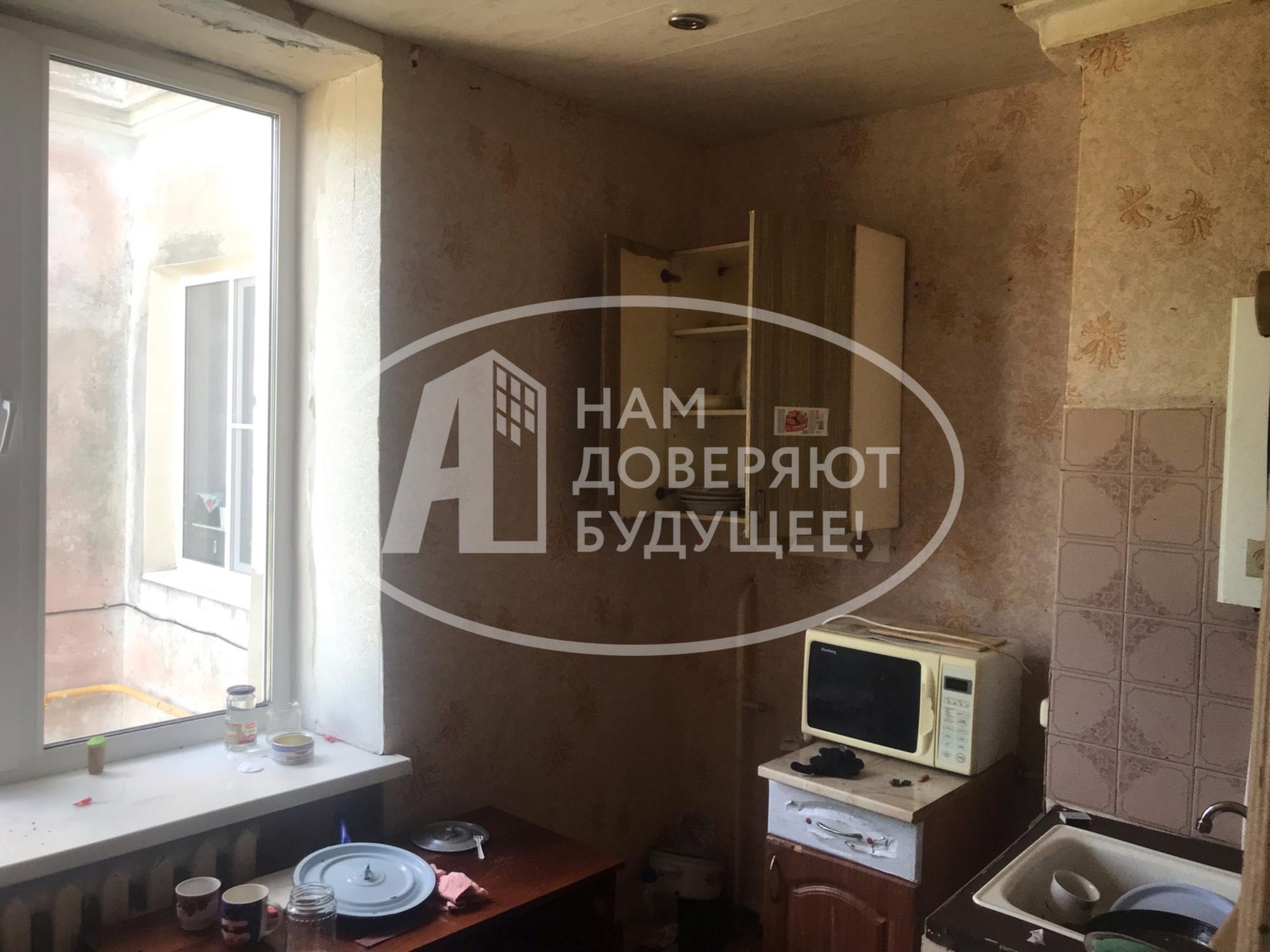 Купить квартиру за 2 000 000 рублей на Переездная улица, 22