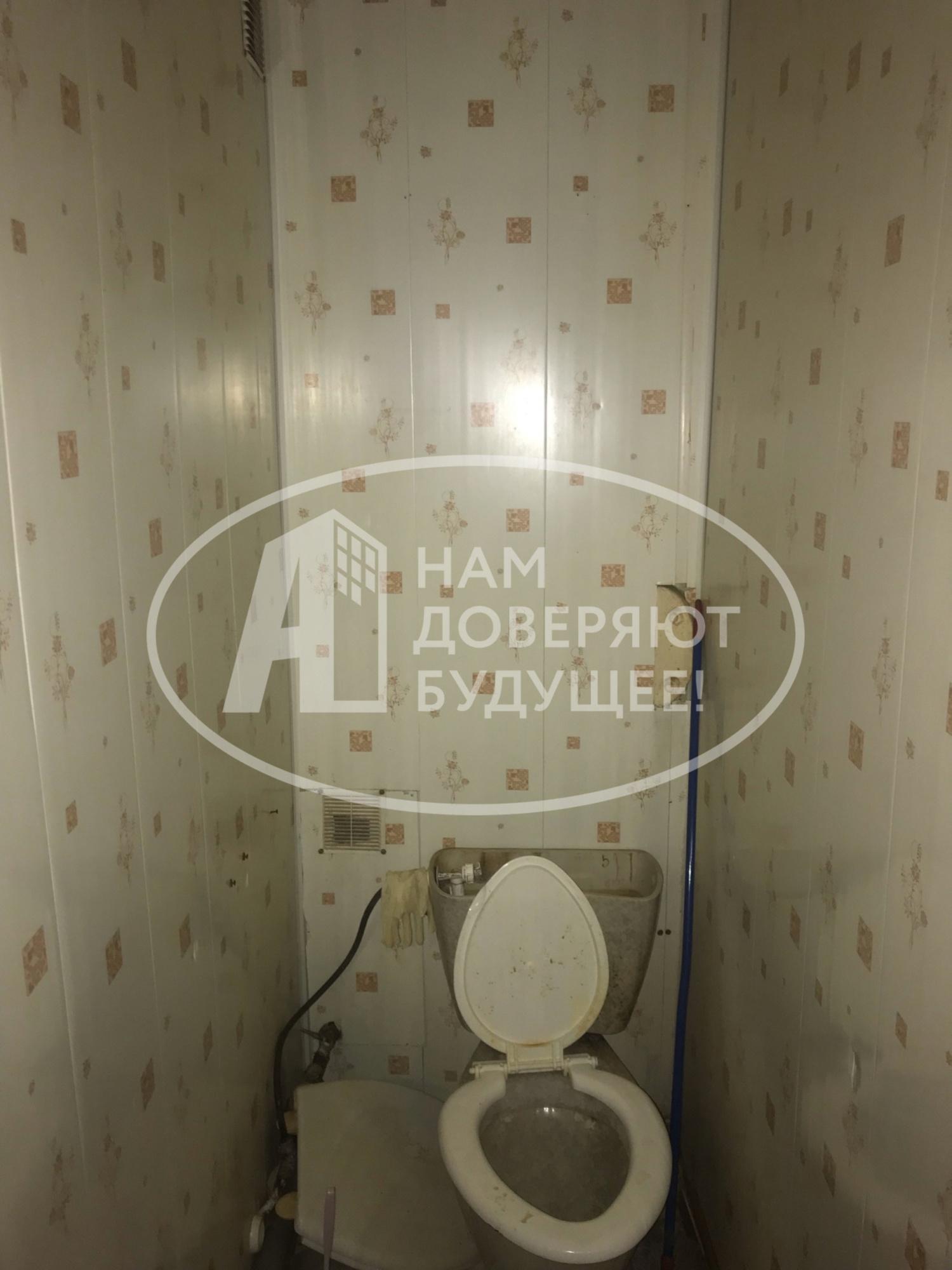 Купить квартиру за 2 000 000 рублей на Переездная улица, 22