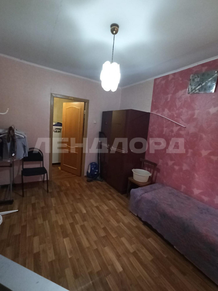 Комната Новолесная улица, 1