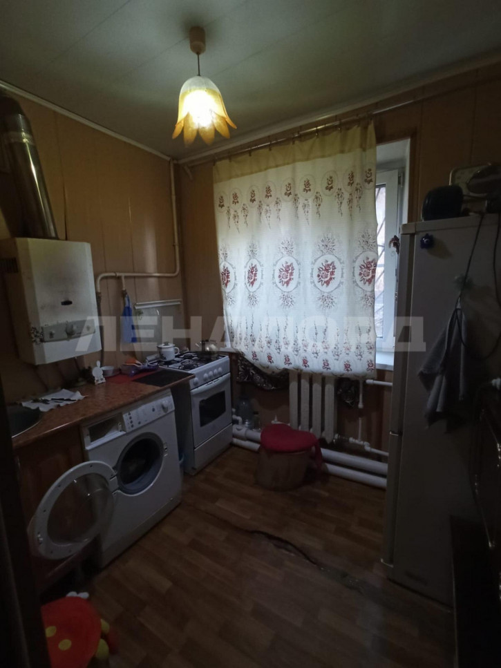 Комната Новолесная улица, 1