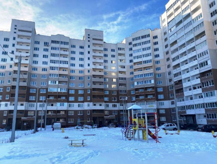3-комн квартира Олега Юрасова ул, 1 3-комн квартира Олега Юрасова ул, 1