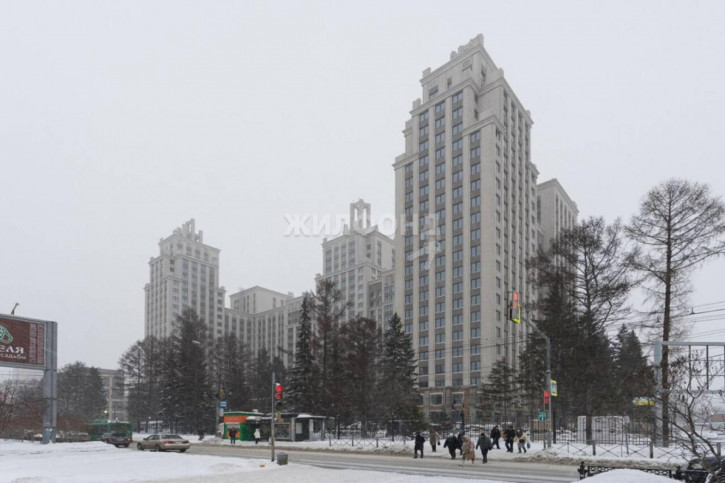 1-комн квартира Красный проспект, 220