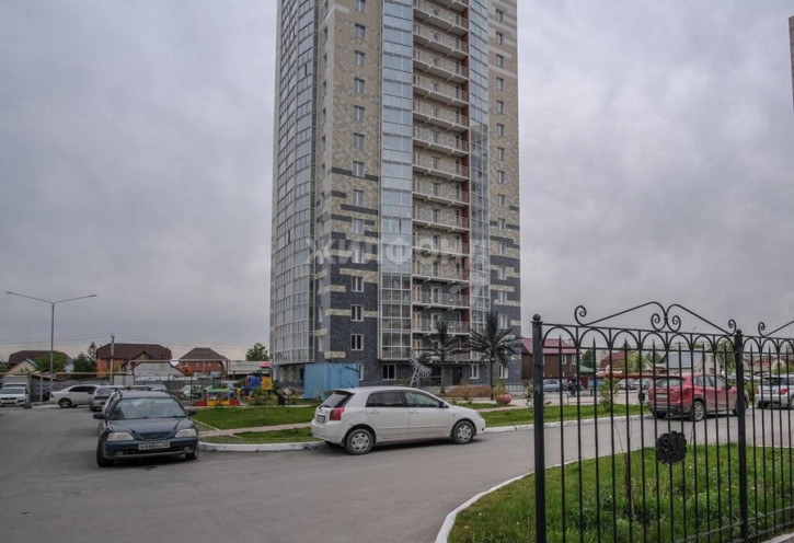 2-комн квартира Пархоменко, 27/1