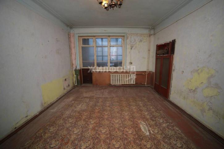 3-комн квартира Военный Городок, 102