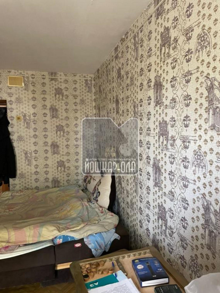 Комната Машиностроителей, 112