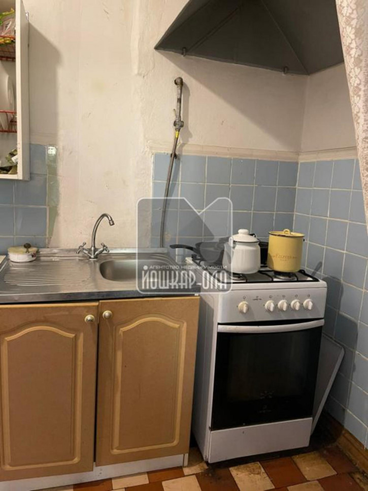 Комната Машиностроителей, 112