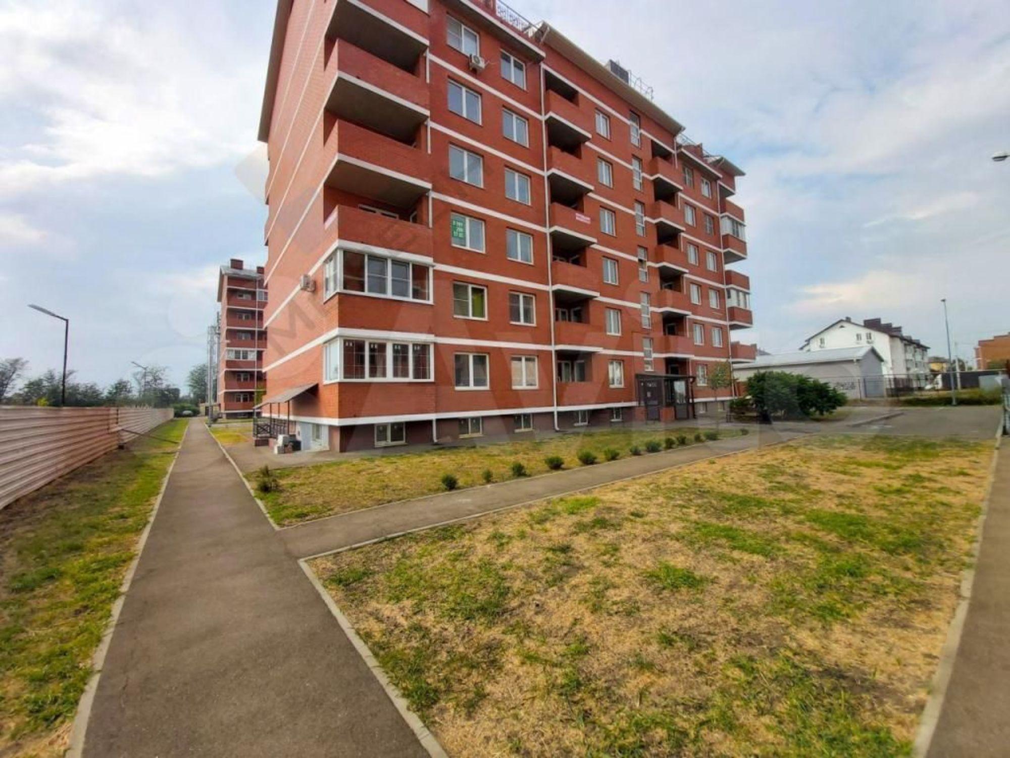 Купить квартиру за 5 500 000 рублей на Генерала Петрова ул, 2/А